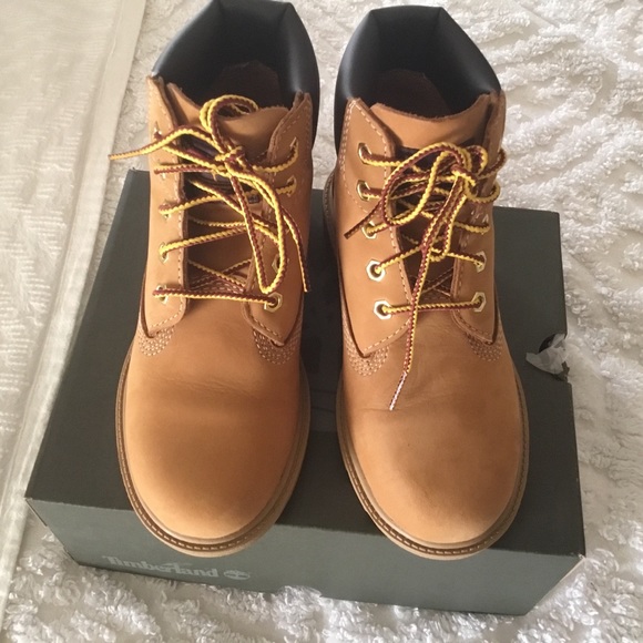 Timberland Classic Youth Waterproof Boot. Size 13